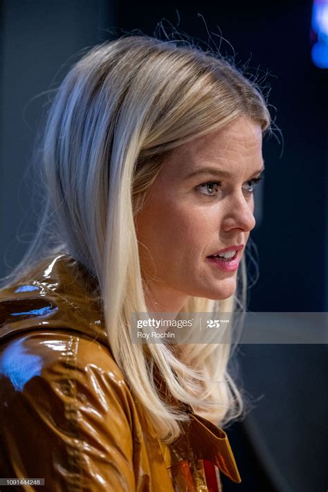 Actress Alice Eve Discusses Replicas As She Visits Stand Up With