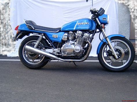 For example, some of them are 1993 and others. Vendo Suzuki 1100 GSX