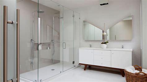 Revamp Your Dubai Bathrooms With Stylish Shower Glass Partitions
