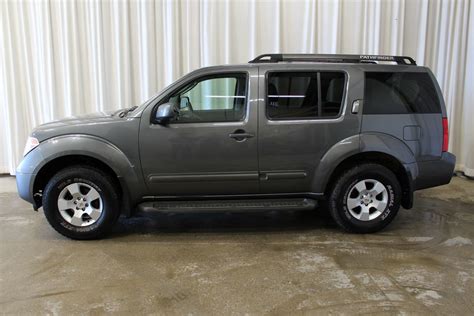 Used 2006 nissan pathfinder se 4.0l 6 cyl automatic 4wd in yarmouth