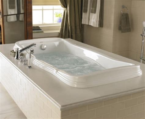 This bathtub is the best freestanding whirlpool tub from ariel bath. Jacuzzi Whirlpool bathtubs, great Innovation for relax ...
