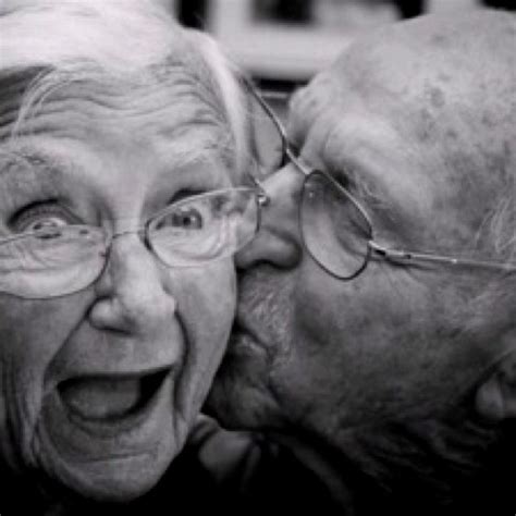 Grow Old Together Cute Old Couples Older Couples Couples In Love Happy Couples Married