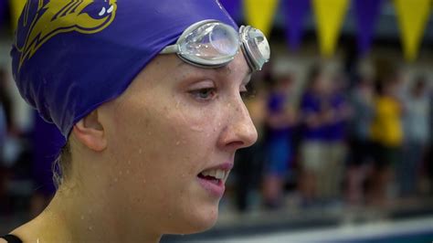 Uni Swimming And Diving Opens Home Season Youtube