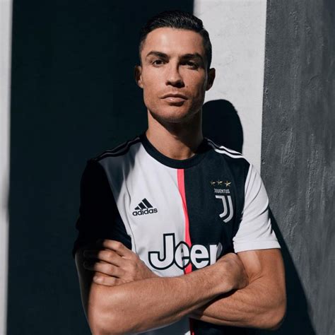 The official juventus website with the latest news, full information on teams, matches, the allianz stadium and the club. Juventus Home Authentic Jersey 2019/20 | Best Soccer Jerseys