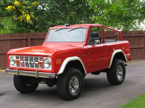 Ford Trucks (@FordTrucks) | Twitter | Ford bronco, Ford trucks, Classic ford broncos