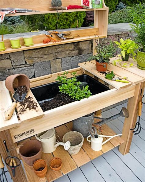 Garden Workstation With Hidden Potting Soil — Homebnc In 2020 Pallet