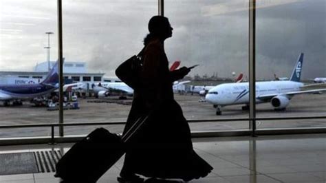 Now Saudi Women Can Travel Without Male Guardians Permission