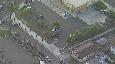 Lynwood Off Duty Security Guard Shoots 3 Men 1 Fatally After Being Awakened In His Truck