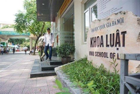 Làm nòng cột và đầu tàu trong hệ thống giáo dục đại học việt nam. Điểm chuẩn Khoa Luật - Đại học Quốc gia Hà Nội