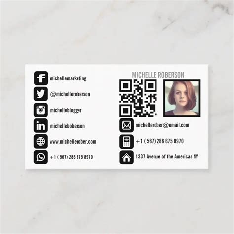 Designing Social Media Business Cards That Get Noticed