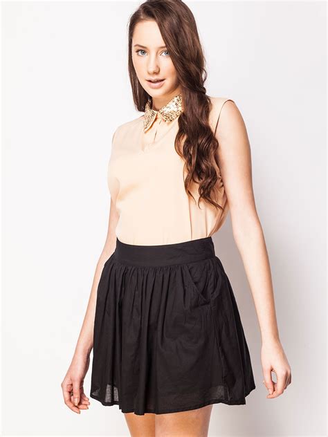 Guess what gigi hadid just wore as formal attire. 30 Semi Formal Dresses For Women