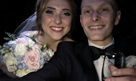 Terminally Ill Teen Marries High School Sweetheart In Dream Wedding Cbs News