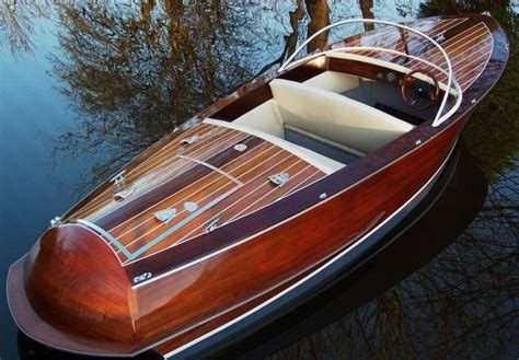 Pin By Володимир Кисіль On Boat Classic Wooden Boats Wooden Boats