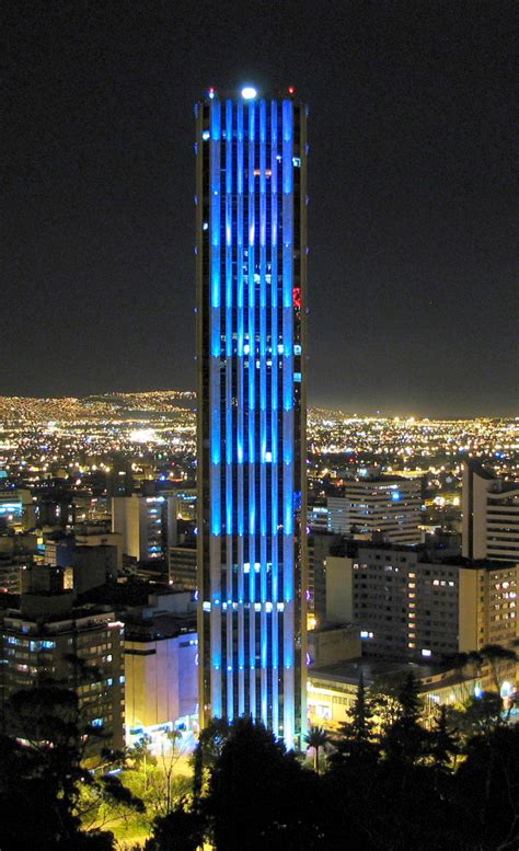 It's the fourth tallest building in the country. ArchitectureBlog: La torre Colpatria