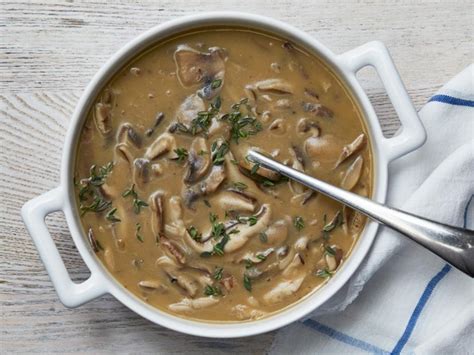 Perhaps, but fresh thyme is best. Bacon Mushroom Gravy - All Mushroom Info