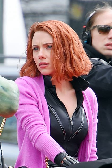 Scarlett Johansson Does A ‘saturday Night Live Skit In Central Park