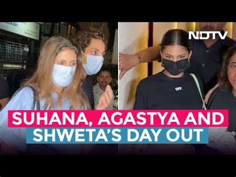 Suhana Khan Enjoys Dinner With The Archies Co Star Agastya Nanda And His Mom Shweta Bachchan