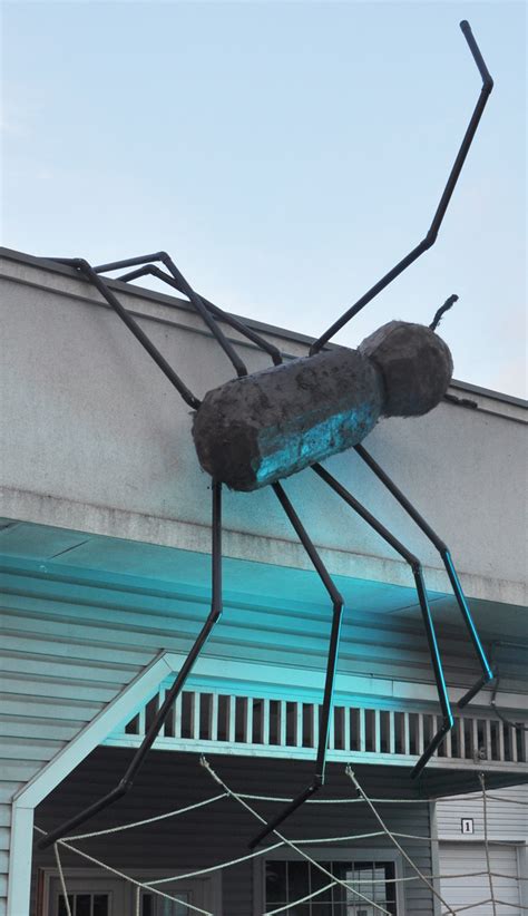 The bug guy performs all phases of pest control in the oklahoma city metro area including termite elimination. Insect Statues | RoadsideArchitecture.com