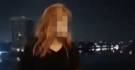 Taxi Driver Live Streams Suicide Of Woman 18 On Bridge Who Asked Him