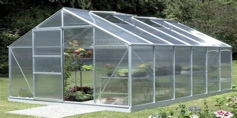 Greenhouse Polycarbonate Sheets Extend The Growing Season