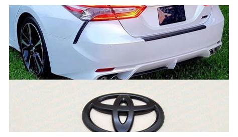 toyota camry xse black emblems - tristan-harnage
