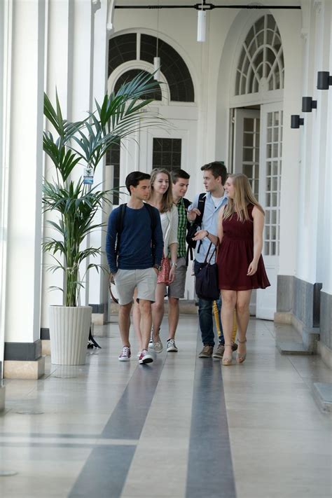 Students Chatting Ku Leuven Campus Antwerp