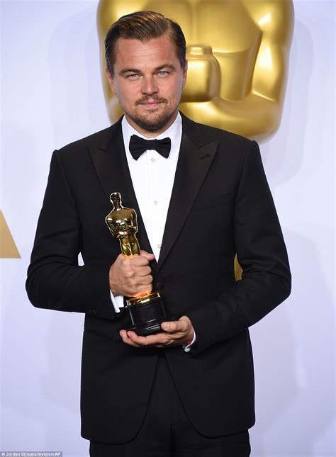 Welcome To Dafemoritz Blog Leonardo Di Capro Wins First Oscars