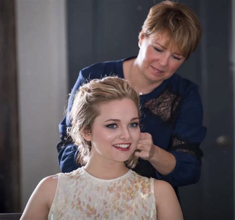 We are a trendy, upscale austin hair salon focusing on fashion forward coloring and styling methods. Hair Salon Downtown Austin: Janet St. Paul's New Space