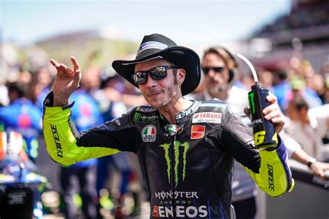 Famous for working closely with helmet designer aldo drudi, valentino rossi has a rich history of unique and often. Valentino Rossi over zijn tweede plaats in Austin ...