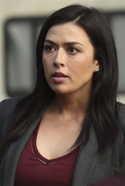 Take Two Season 1 Episode 9 Aliyah Obrien As Detective Christine