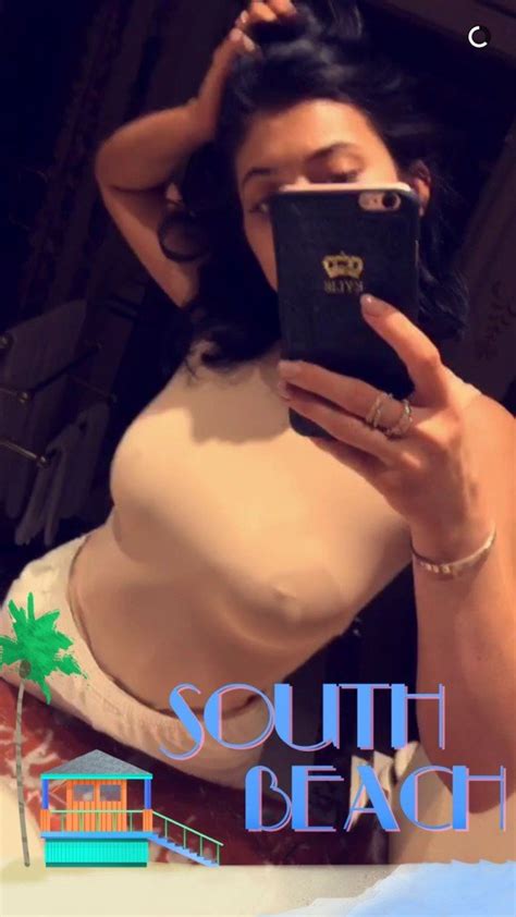 Kylie Jenner Pokies Thefappening Pm Celebrity Photo Leaks