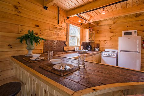 At cozy cabin adventures, we know that your pet is a loving part of your family. Loft Bedroom Cabin Rental in Hocking Hills Pet Friendly ...