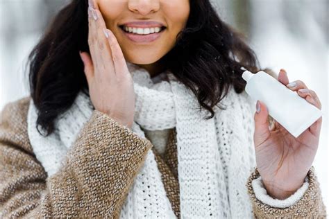 Seven Tips For Glowing Winter Skin Honorhealth