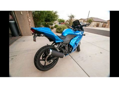 One of the japanese behemoths, kawasaki's production repertoire includes not only motorcycles, but also. 2010 Kawasaki Ninja 250R for sale on 2040-motos