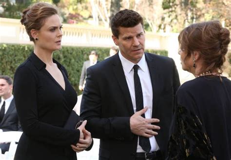 Tv Review Bones Season 9 The Turn In The Urn Assignment X