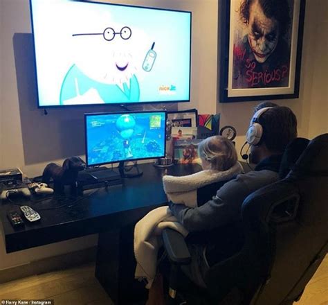 They recently announced that footballers harry kane and marco reus would be getting their own fortnite skins. Inside Harry Kane and Katie Goodland's £17m home | Daily ...