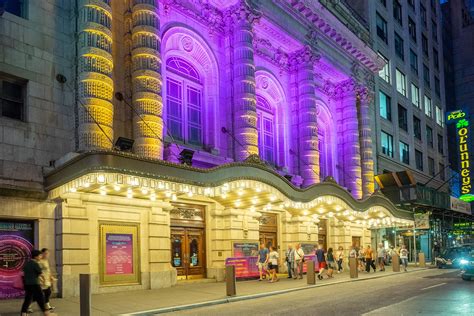 14 Best Theaters In New York Enjoy World Class Theater In The Big