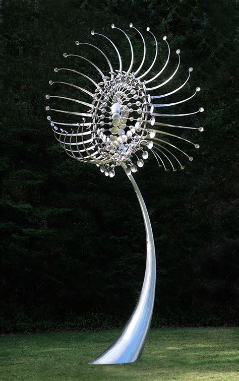Lucea Ii — Anthony Howe Wind Art Kinetic Wind Art Kinetic Sculpture