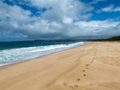 Tips For Beach Hopping On Molokai For Boomer Travelers