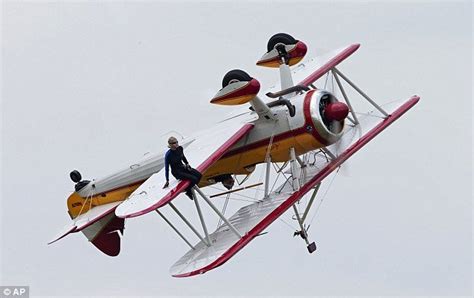 Wing Walker Jane Wicker And Pilot Charlie Schwenker Die In Biplane