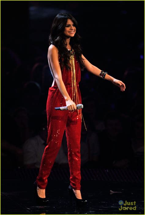 Selena Gomez Mtv Emas Fashion Wrap Up Selena Gomez Photo 27867667