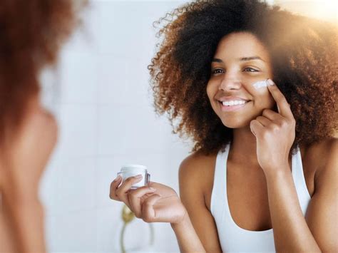 How To Layer Your Skincare Products In The Correct Order The