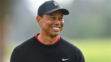 Tiger Woods Car Accident Timeline How Golf Great Made Remarkable 13
