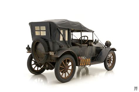 1913 Hupmobile Model 32 Touring