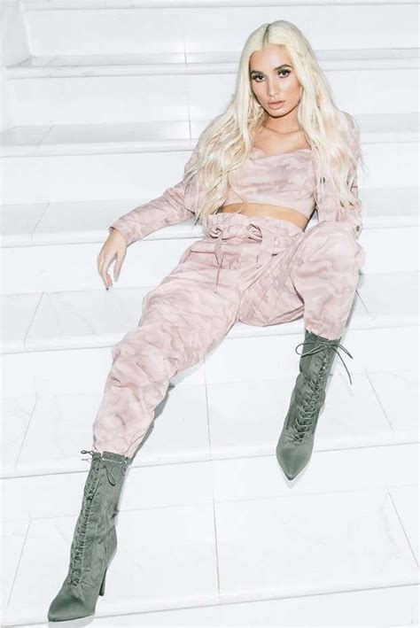 Pink Camo Combat Paperbag Waist Trousers Pia Mia Outfits Celebrity Outfits Fall Celebrity