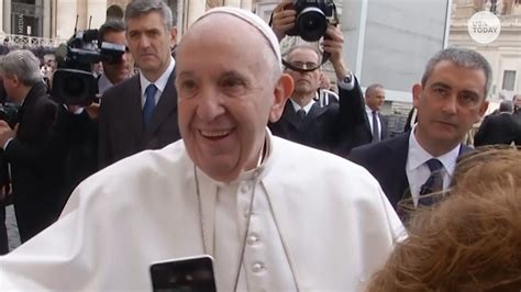 Pope Francis Wants Catholics To Give Up Being A Jerk Online For Lent