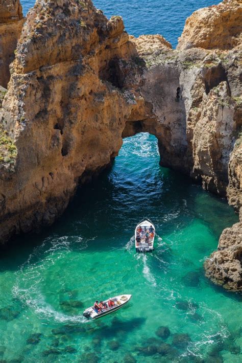 Portugal, country lying along the atlantic coast of the iberian peninsula in southwestern europe. Vacances en Algarve : les incontournables du sud du ...
