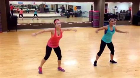 Zumba Dance Fitness Bailando By Enrique Iglesias Youtube