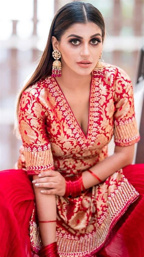 720p Free Download Yashika Anand Mallu Actress Red Tube Red Dress