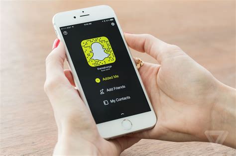 You Can Now Reply To Individual Story Snaps In Snapchat The Verge